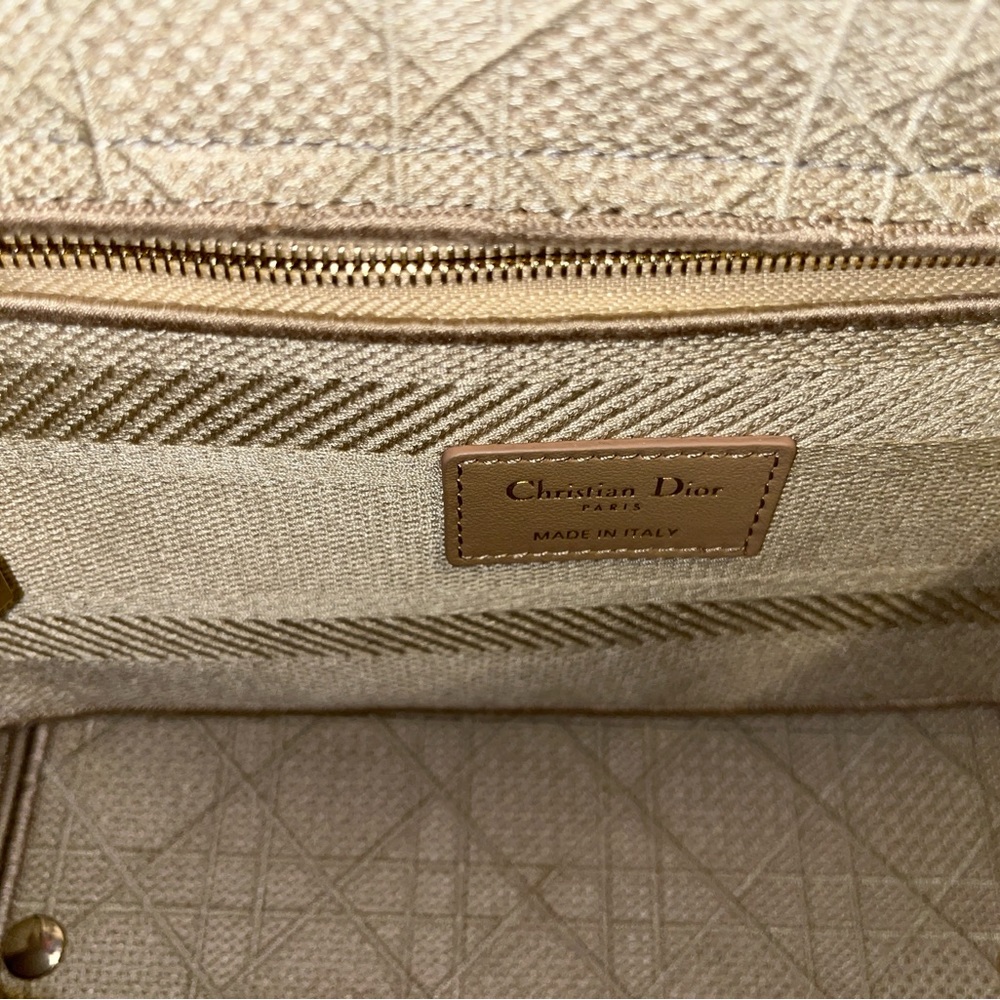 Dior - Picture 4 of 7